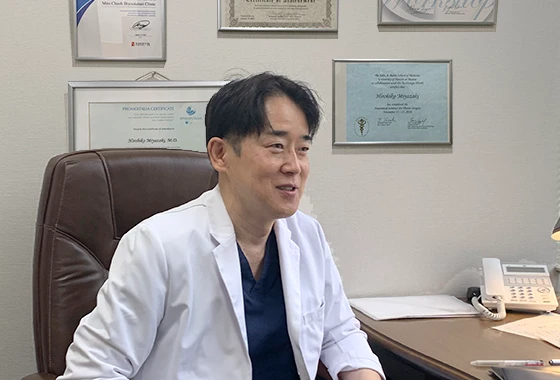 宮崎院長のインタビュー写真